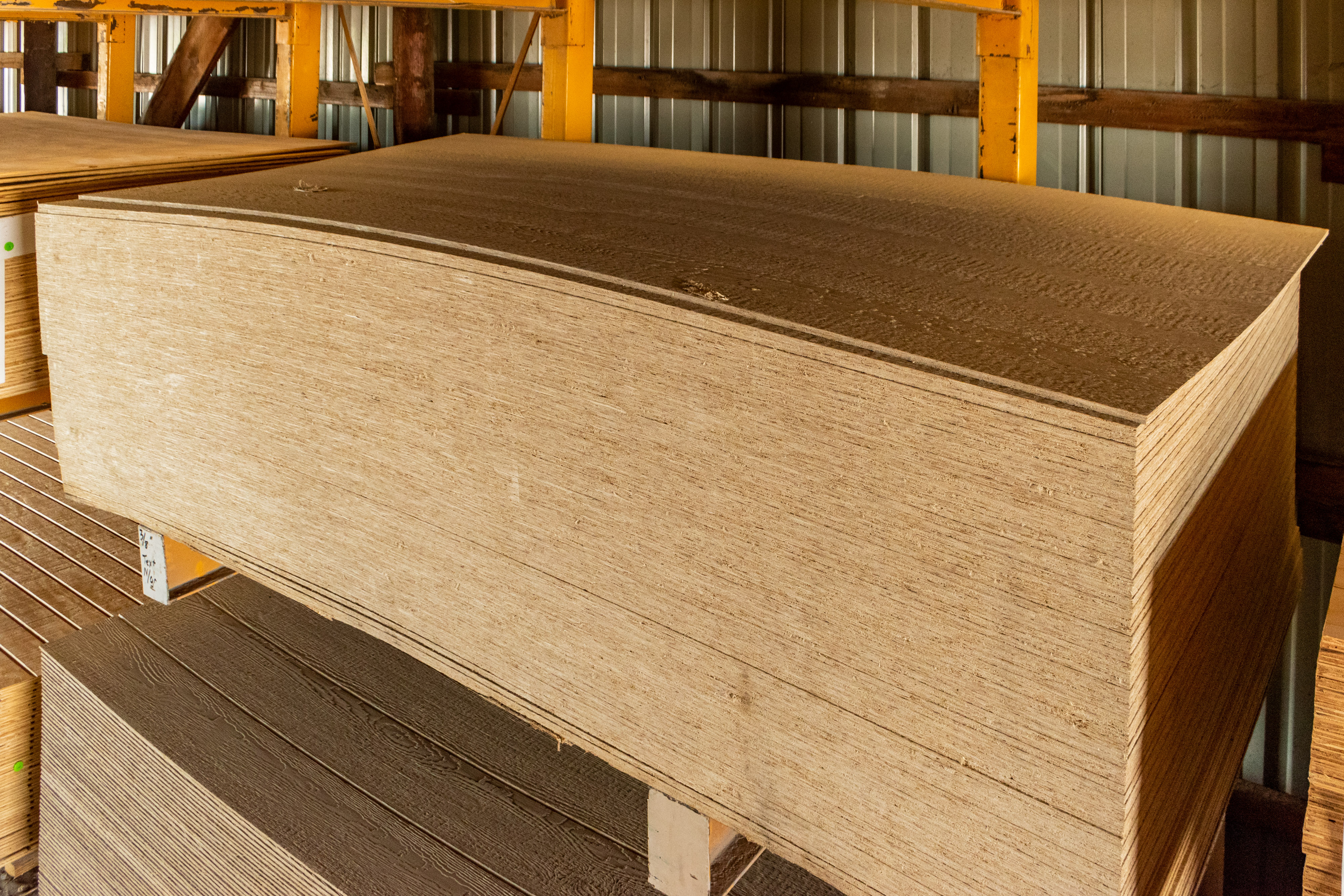 Hardwood, Boards, Cabinet Plywood & Moldings - Mid-America Lumber